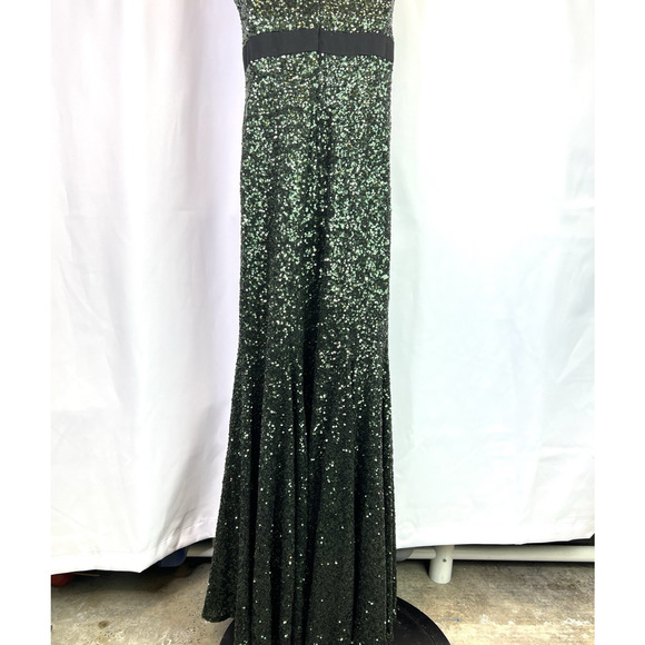 Badgley Mischka Green Sequin black Gown Size 6 V back Designer Formal - Picture 8 of 16